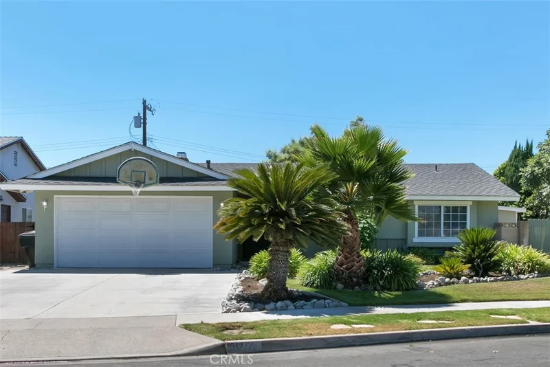 513 S Citadell Lane, Anaheim, CA 92806