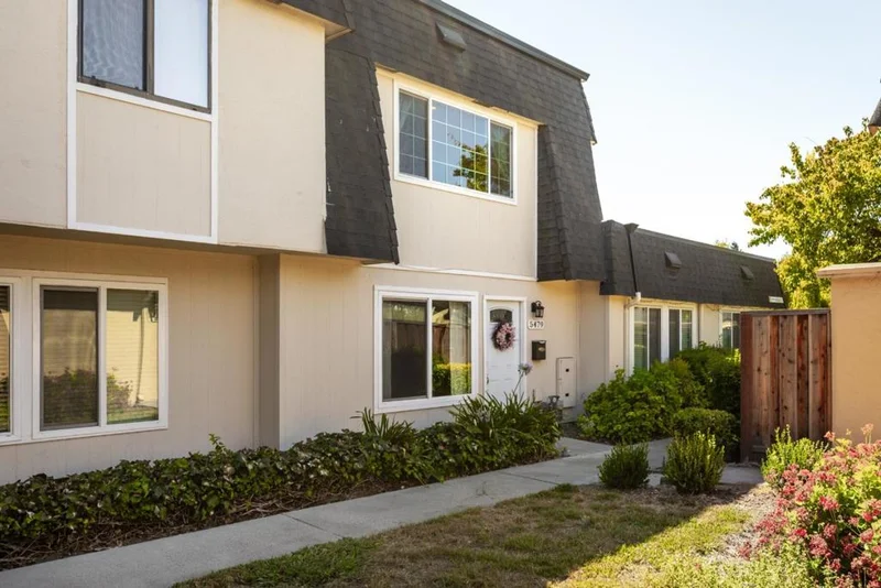 5479 Don Basillo, San Jose, CA 95123