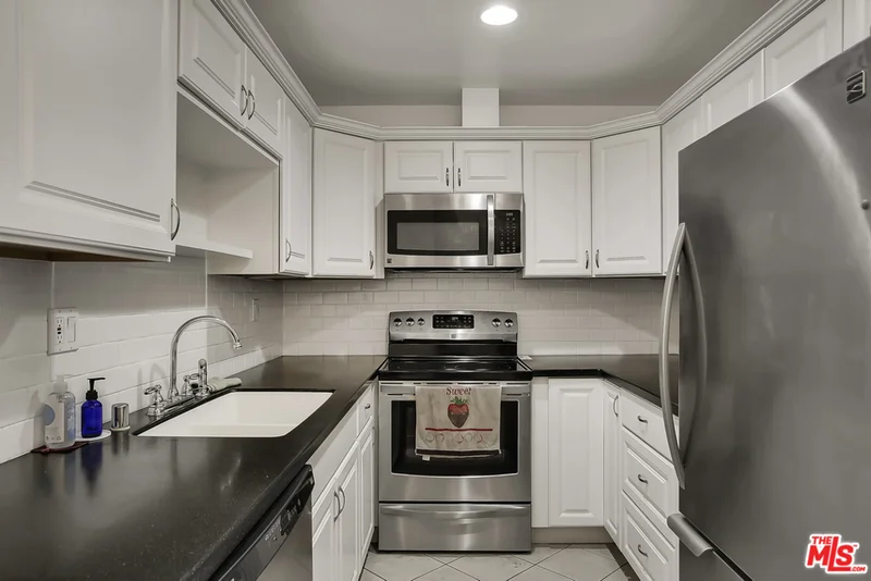 5510 Armitos #17, Goleta, CA 93117
