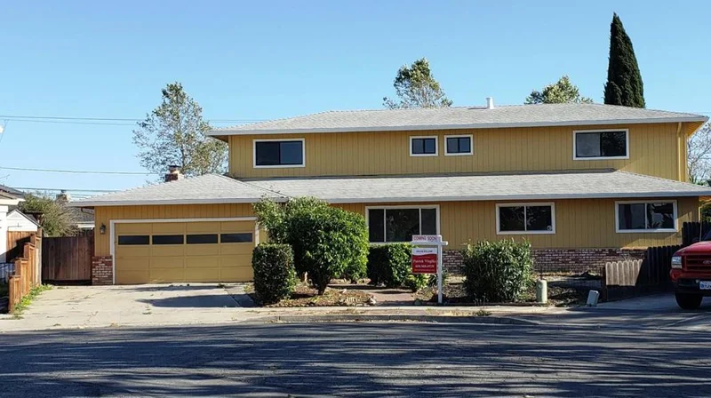 1140 Wood, Hollister, CA 95023