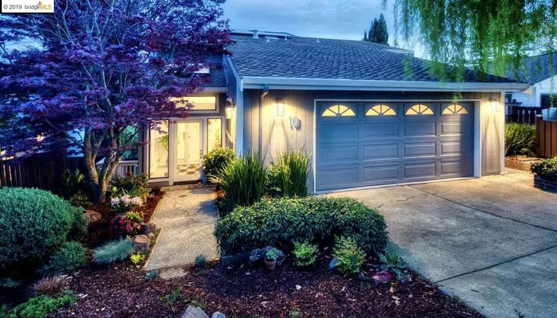 10 Drake Lane, Oakland, CA 94611