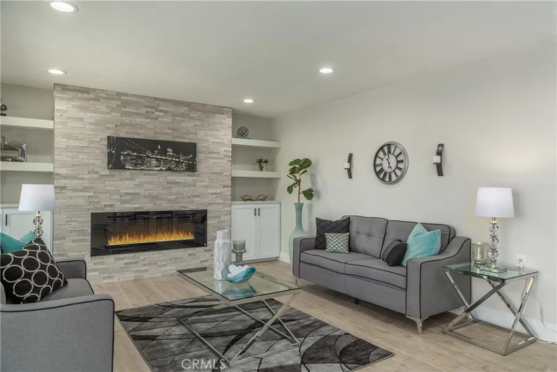 2269 Via Puerta #B, Laguna Woods, CA 92637