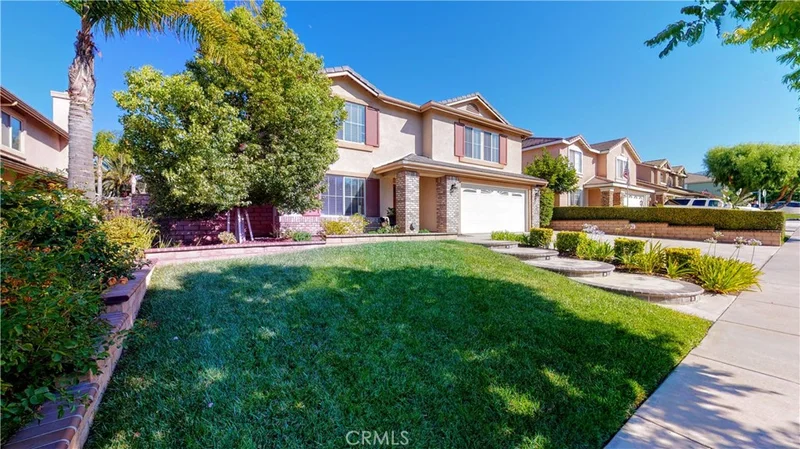 2539 Gilbert Avenue, Corona, CA 92881