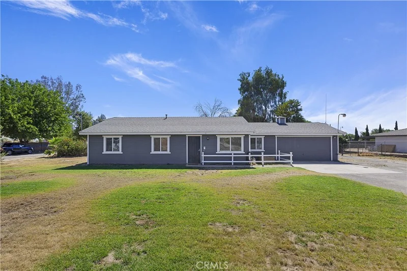 4323 Webster, Perris, CA 92571
