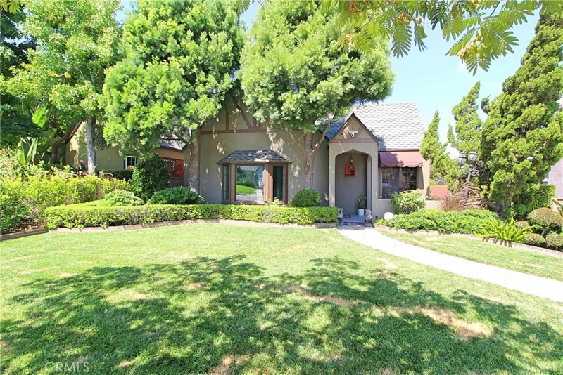 1017 Isabel, Glendale, CA 91207