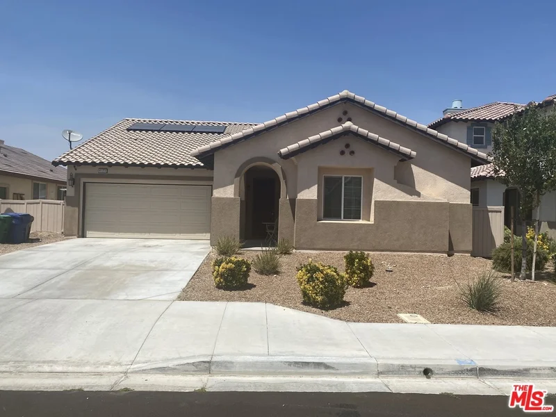 4123 Avenue J7, Lancaster, CA 93536
