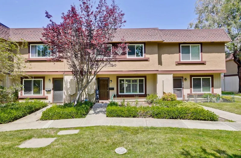 1908 Vinedale, San Jose, CA 95132