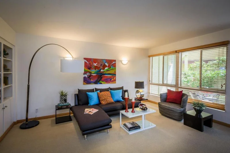 3015 Los Prados #109, San Mateo, CA 94403