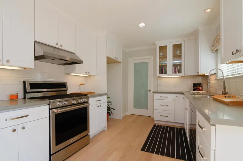 295 Bay Road, Menlo Park, CA 94025