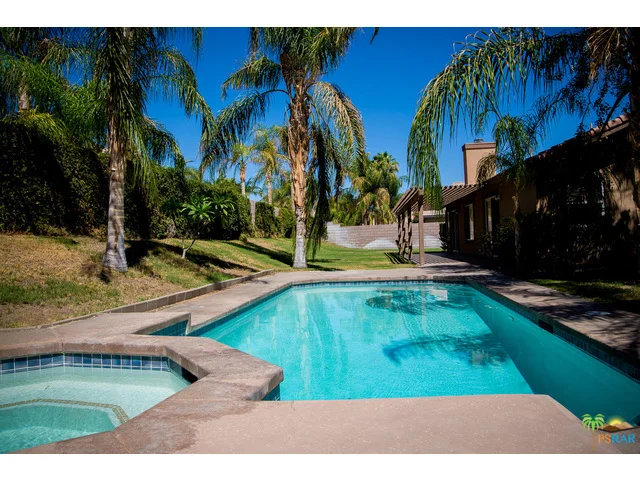 45135 Sunberry, La Quinta, CA 92253
