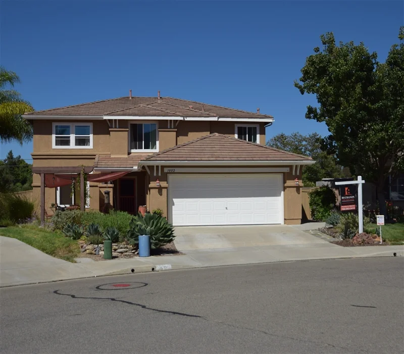1002 Cima Dr, San Marcos, CA 92078