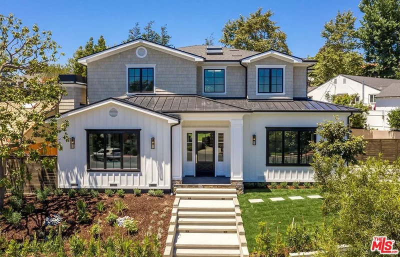 3021 Club, Los Angeles, CA 90064