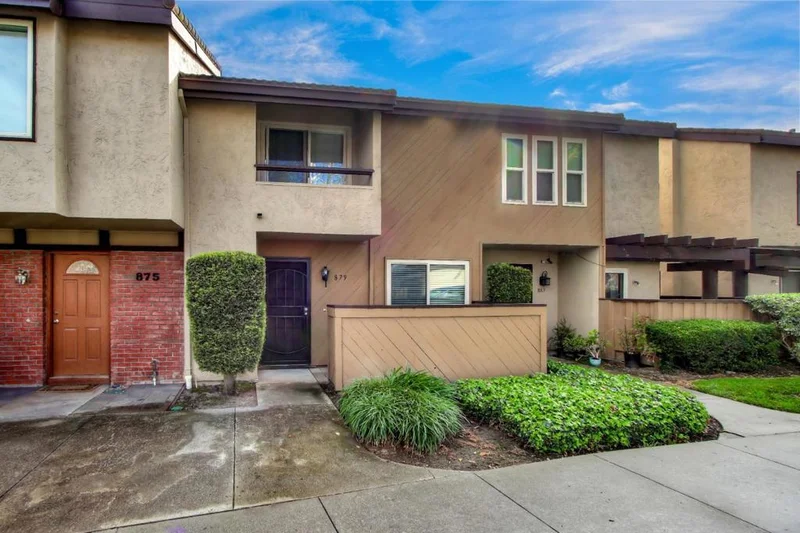879 Beaver Creek, San Jose, CA 95133