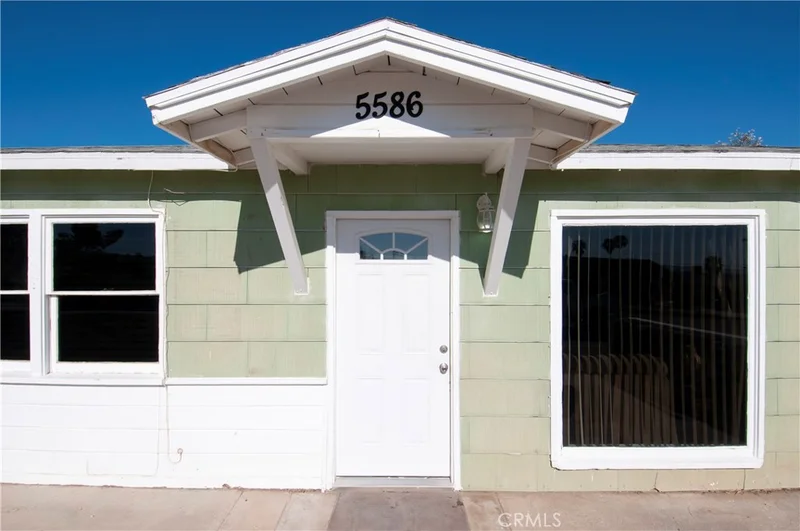 5586 Mariposa, 29 Palms, CA 92277