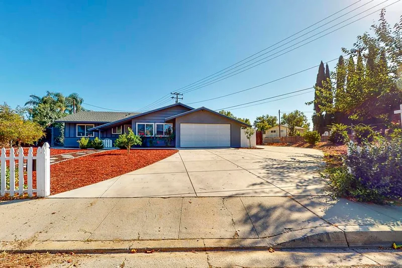 2566 Elizondo Avenue, Simi Valley, CA 93065
