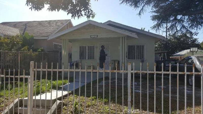5115 3rd Ave, Los Angeles, CA 90020
