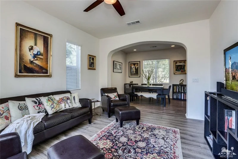 410 Via De La Paz, Palm Desert, CA 92211