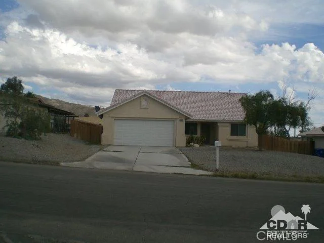 10454 Santa Cruz, Desert Hot Springs, CA 92240