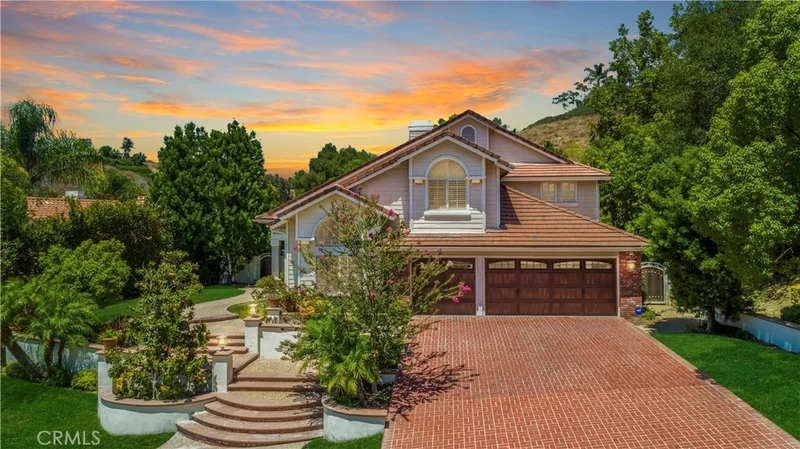 25481 Nottingham, Laguna Hills, CA 92653
