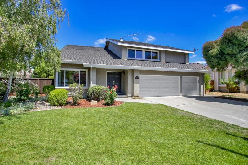 1123 Queensbridge Way, San Jose, CA 95120