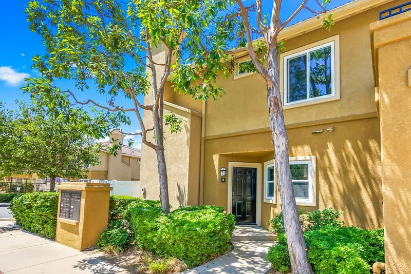 5104 Henley #B, Orange, CA 92867