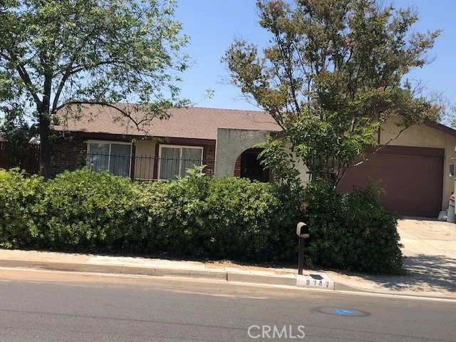 8747 Flagstone, Riverside, CA 92503