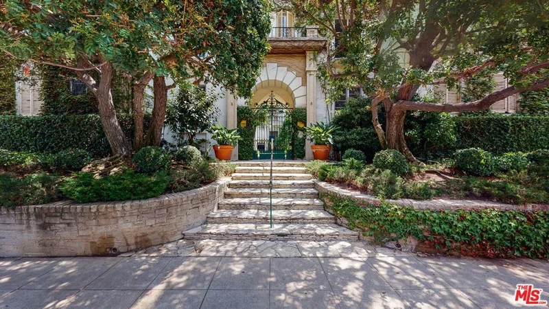 450 Sycamore #12, Los Angeles, CA 90036