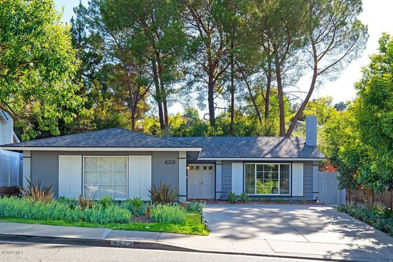 5523 Gladehollow, Agoura Hills, CA 91301