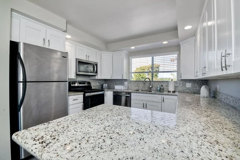 6677 Paseo Del Norte B photo 2