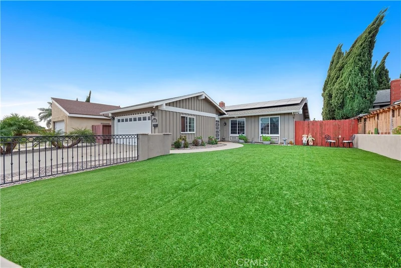 25731 Califia, Laguna Hills, CA 92653