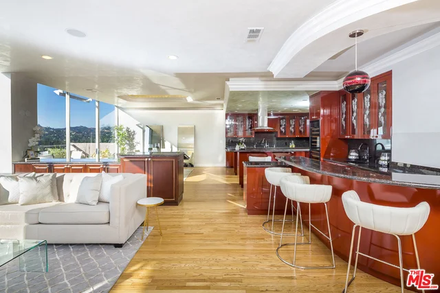 865 Comstock #Phd, Los Angeles, CA 90024