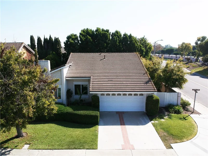 51 Golden Star, Irvine, CA 92604