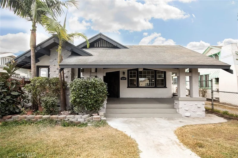 1250 58th, Los Angeles, CA 90044