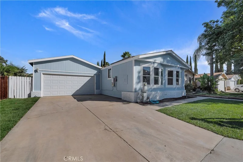 10284 Dusty Lane, Corona, CA 92883
