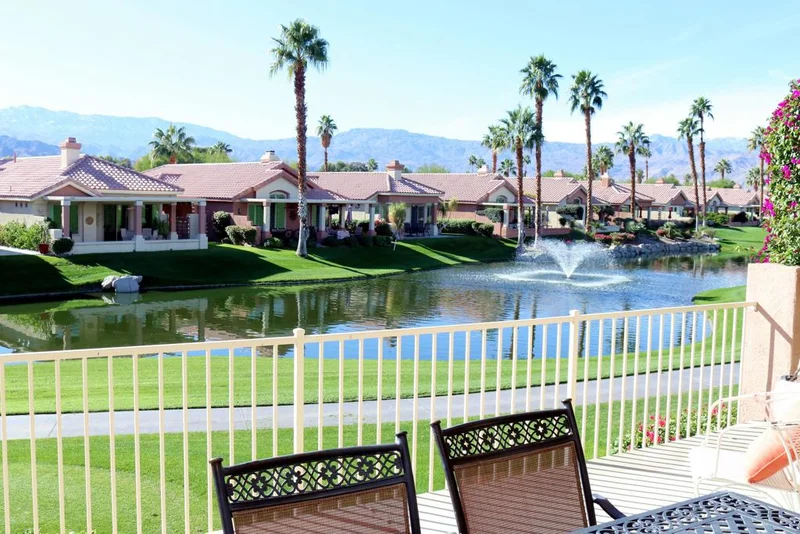 76765 Minaret, Palm Desert, CA 92211
