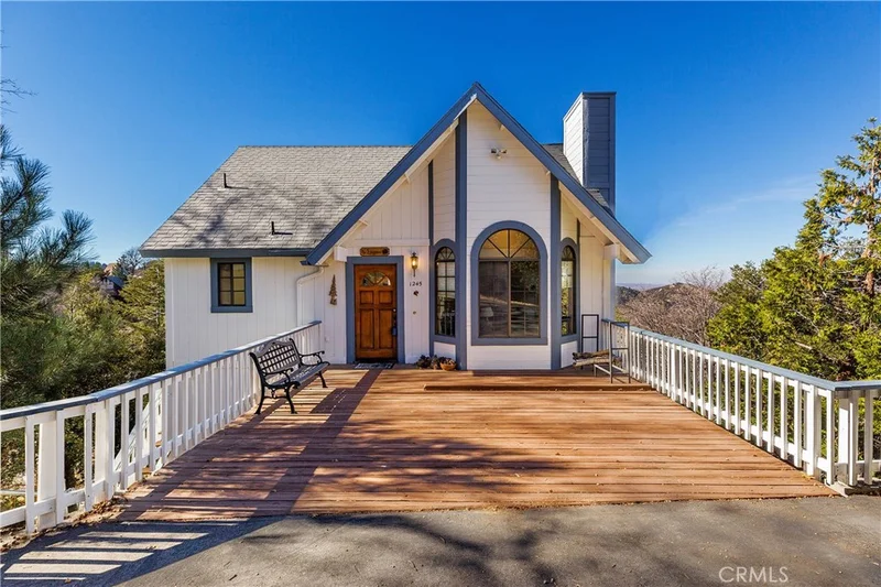 1245 Evergreen, Lake Arrowhead, CA 92352