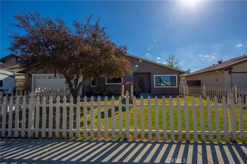 186 Ginger, Paso Robles, CA 93446