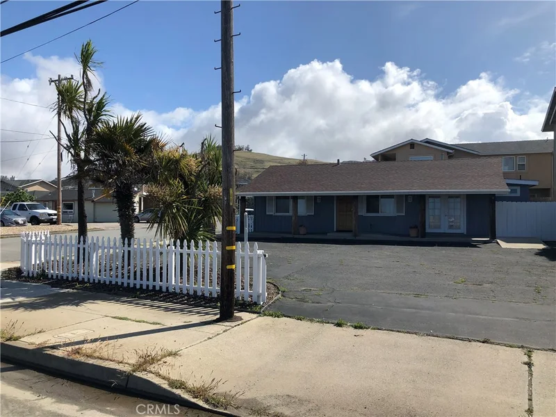 2598 Main, Morro Bay, CA 93442
