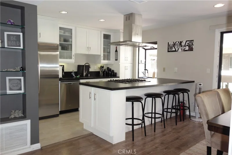 511 Meyer #24, Redondo Beach, CA 90278