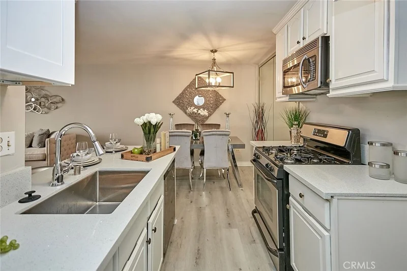 421 S La Fayette Park Place 411, Los Angeles, CA 90057