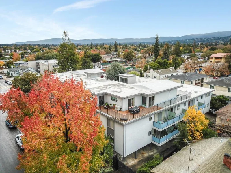 464 Clinton #402, Redwood City, CA 94062