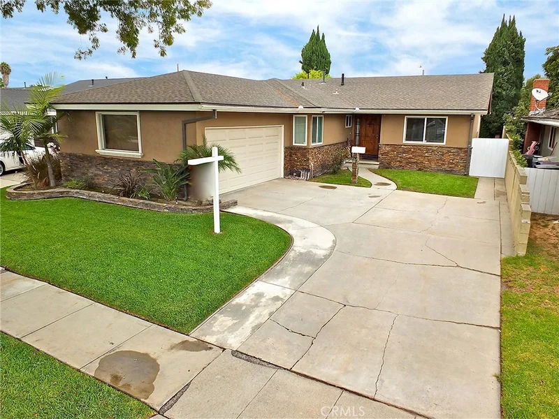 7905 Ring, Long Beach, CA 90808