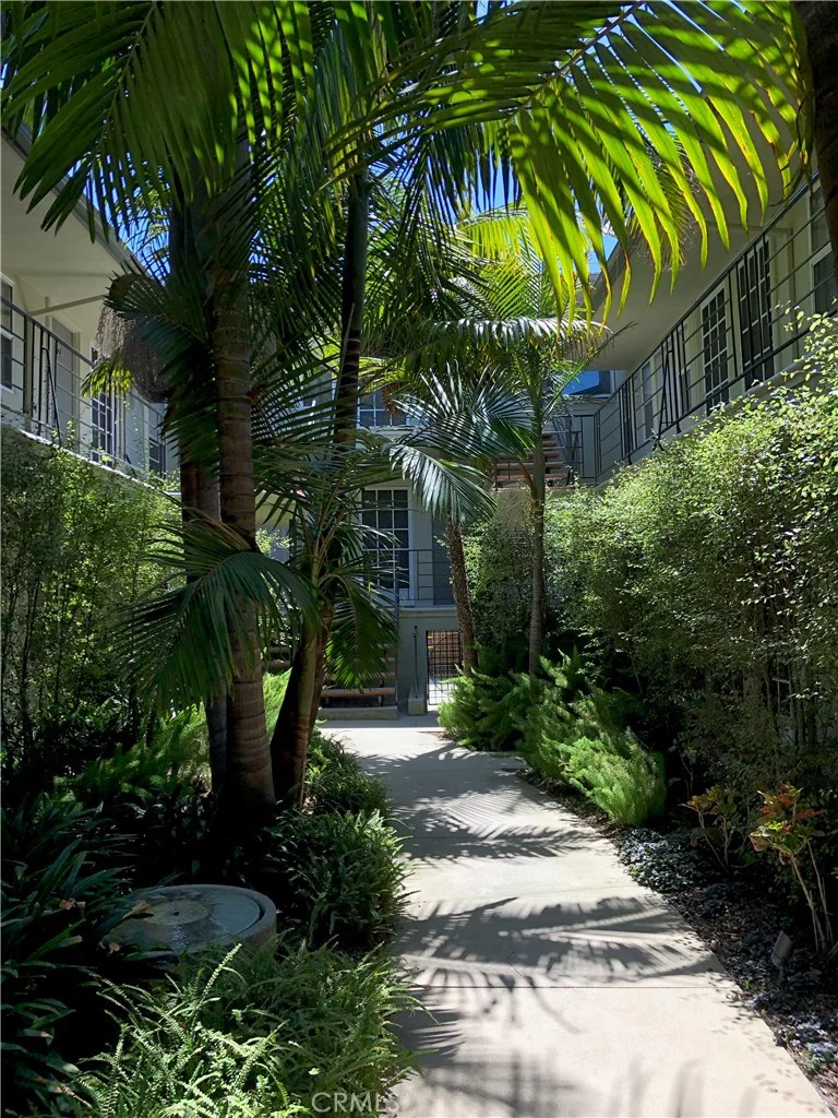 629 Idaho #19, Santa Monica, CA 90403