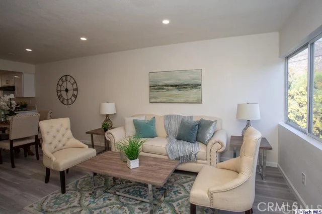 1015 Michillinda #311, Pasadena, CA 91107