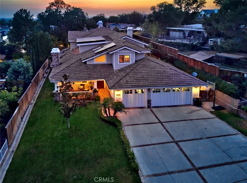4272 Avocado, Yorba Linda, CA 92886