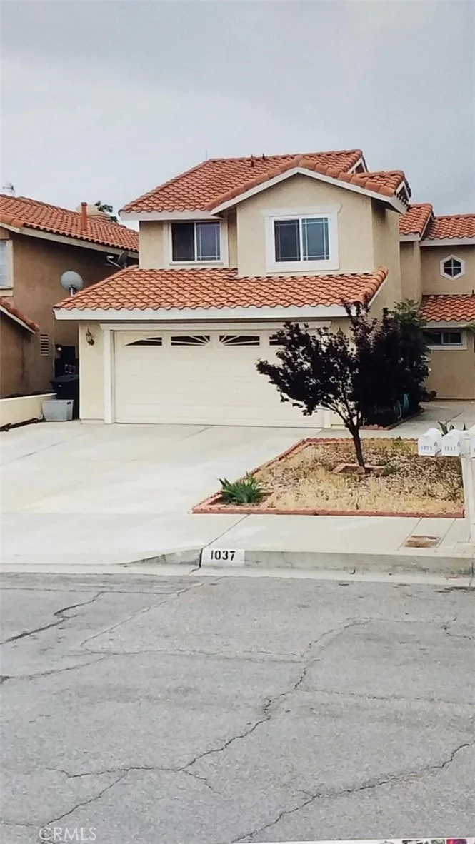 1037 Martinez, Colton, CA 92324