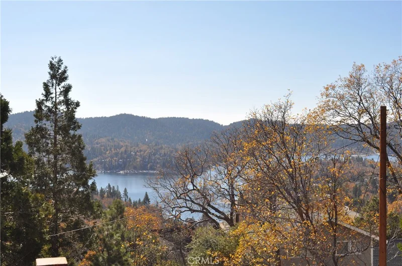27651 North Bay, Lake Arrowhead, CA 92352