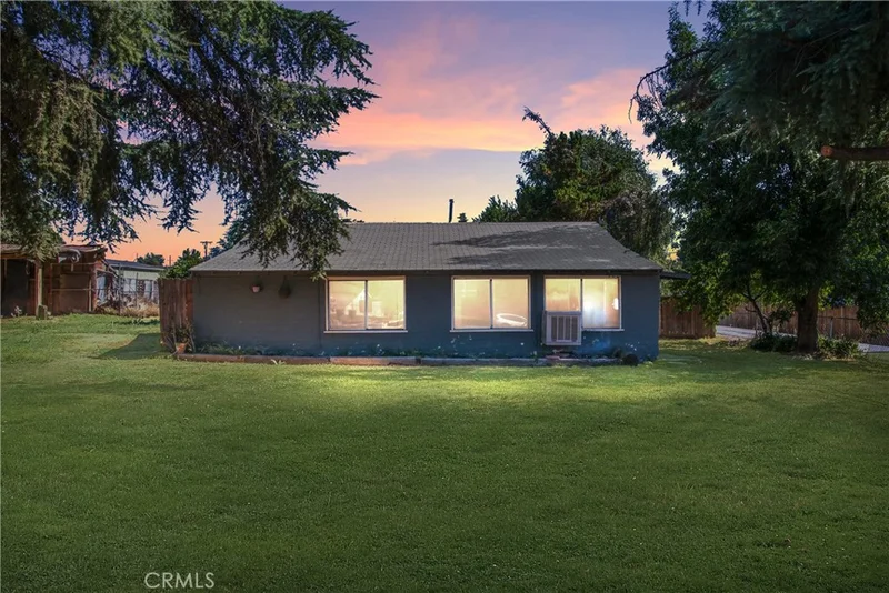 453 County Line, Calimesa, CA 92320