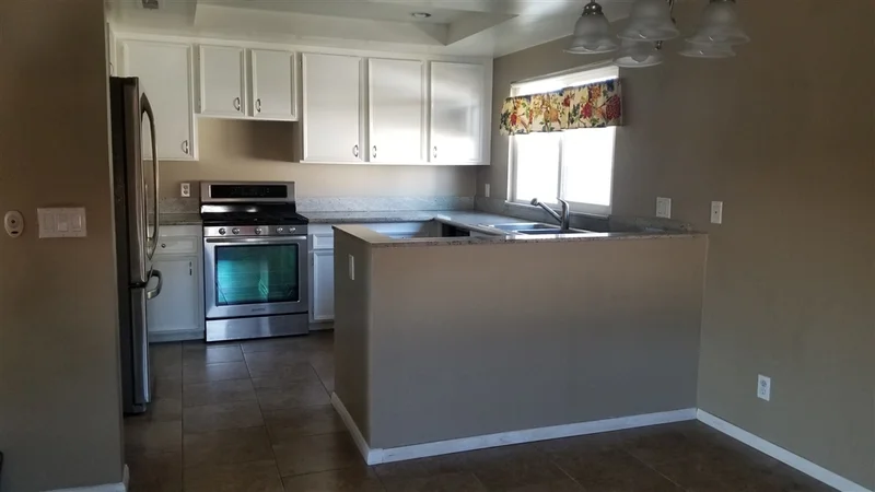 10282 Norma Gardens Dr #4, Santee, CA 92071