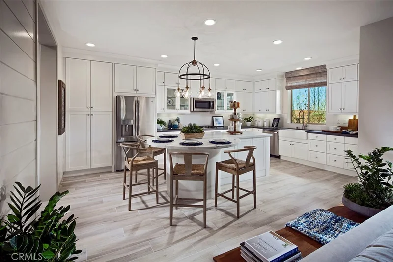 89 Eclipse, Lake Forest, CA 92630
